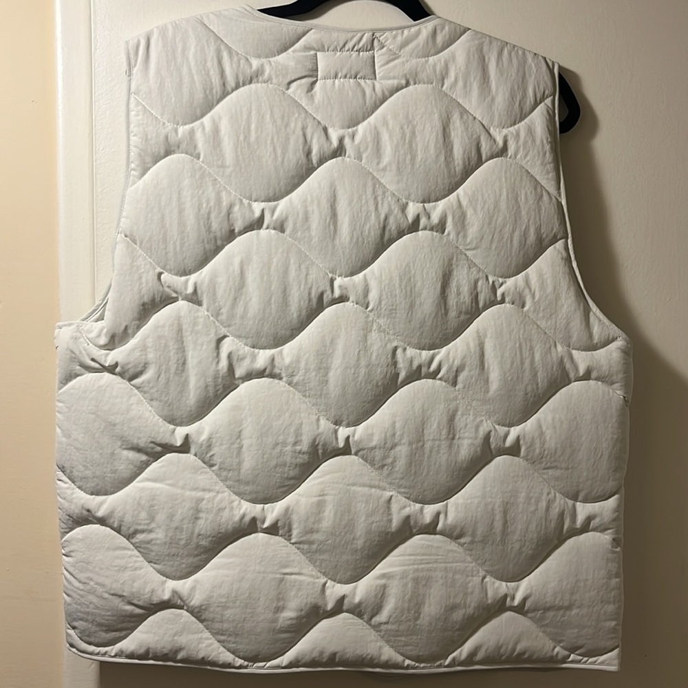 Stussy nylon zip up vest - Picture 3 of 4